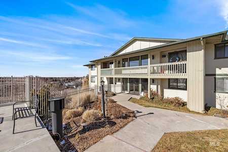 1420 W Camel Back Ln #104 Boise, ID 83702