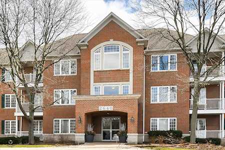 2640 Summit Dr #210 Glenview, IL 60025
