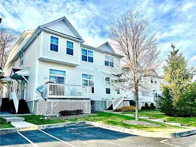 18 Jordan Lane Middletown, NY 10940