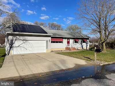 108 Michigan Rd Pennsville, NJ 08070