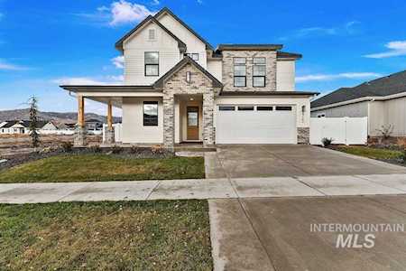 2990 N Sun City Ave Star, ID 83669