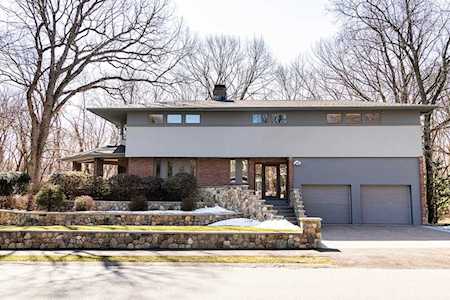 49 Solomon Pierce Rd Lexington, MA 02420