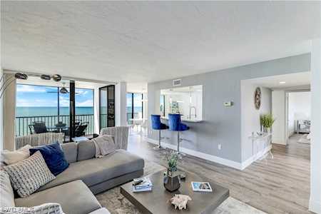 10475 Gulf Shore Dr #144 Naples, FL 34108