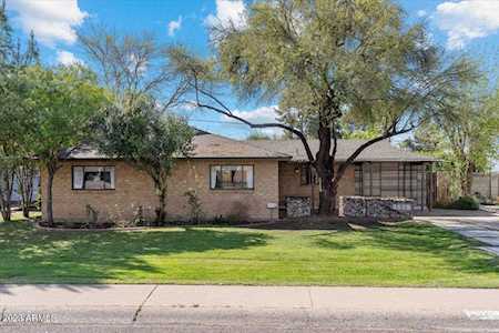 3825 E Clarendon Avenue Phoenix, AZ 85018