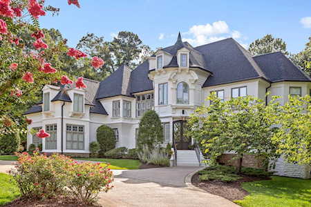1304 Brow Estates Dr Signal Mountain, TN 37377