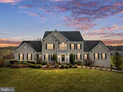 16914 Carmichael Place Purcellville, VA 20132