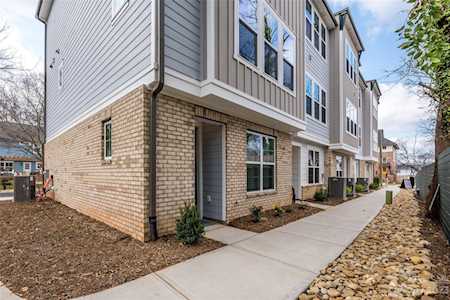 4209 Lomax View Way Charlotte, NC 28211