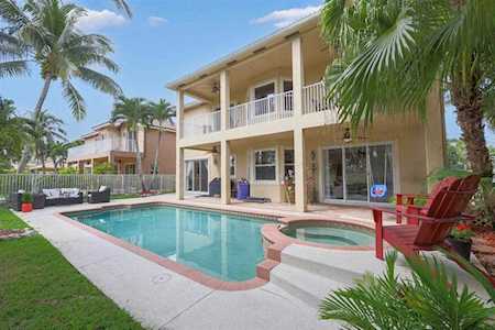 2291 Ridgewood Circle Royal Palm Beach, FL 33411