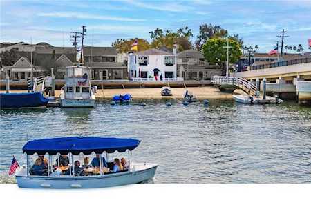 1403 North Bayfront Newport Beach, CA 92662