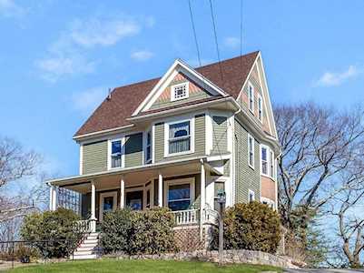 2 Clifton Park Melrose, MA 02176