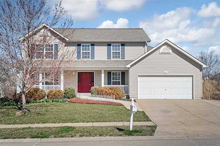 337 Rustic Oaks Dr Wentzville, MO 63385