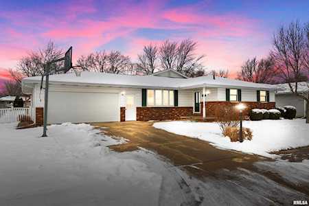 725 Taylor St Morton, IL 61550