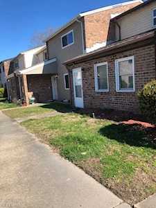 1340 Sierra Dr Virginia Beach, VA 23453
