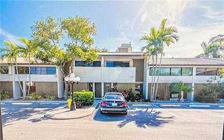 3900 NE 18th Ave #23E Oakland Park, FL 33334