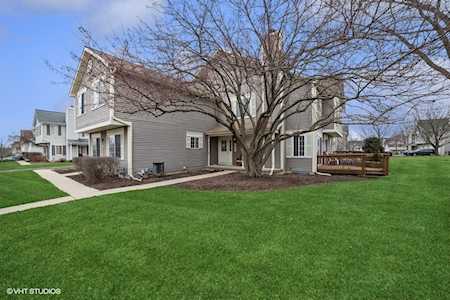 345 S Collins St #B South Elgin, IL 60177
