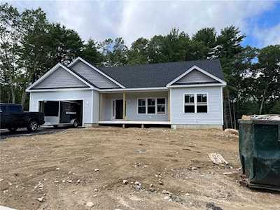 258 East Shore Dr Coventry, RI 02816