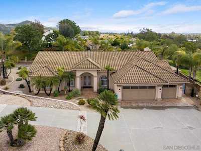 12245 Malabar Dr Poway, CA 92064