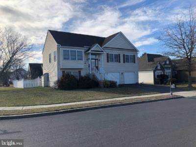 113 Weathervane Dr Mount Royal, NJ 08061