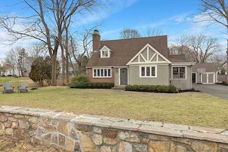 10 Union St Hingham, MA 02043