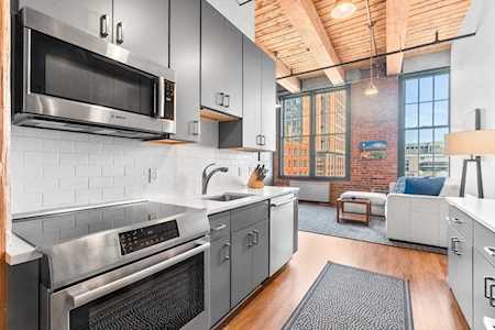 63 Melcher St #406 Boston, MA 02210