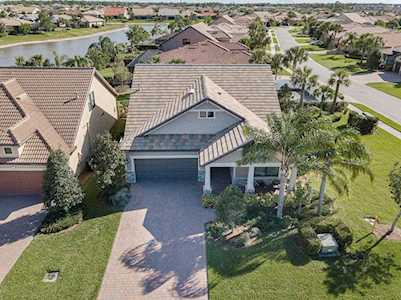 178 SE Courances Drive Port Saint Lucie, FL 34984