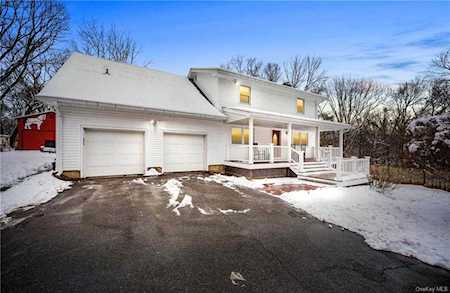 385 Saw Mill River Road Yorktown Heights, NY 10598