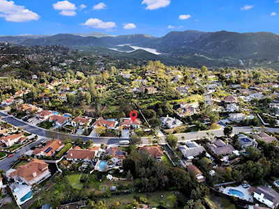 1897 Hamilton Lane Escondido, CA 92029