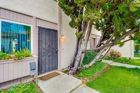 7826 Camino Raposa San Diego, CA 92122