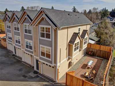 4842 Railroad Ave NE Seattle, WA 98105
