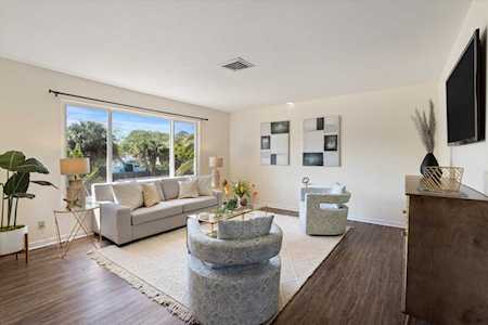 9005 SE Kingsley Street Hobe Sound, FL 33455