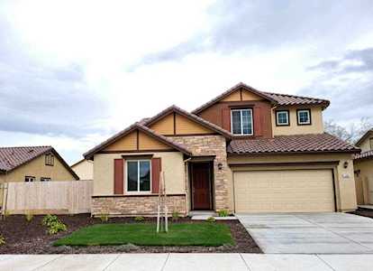 1949 Gus Villalta Los Banos, CA 93635