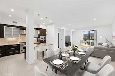 402 Rockefeller #405 Irvine, CA 92612