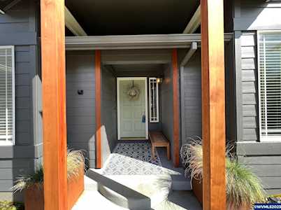 5756 Flairstone Dr Salem, OR 97306