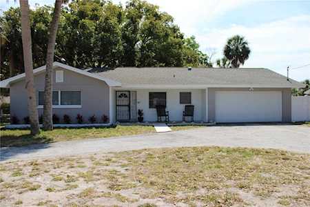 1613 Druid Rd E Clearwater, FL 33756