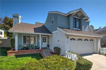 40 Winterhaven #102 Irvine, CA 92614