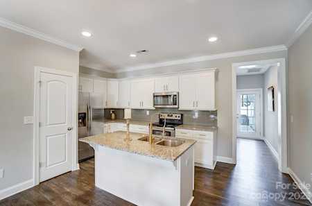 1148 Almerton Dr Denver, NC 28037