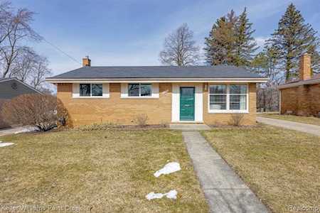 437 Meadow Ln Rochester, MI 48307