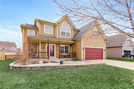 635 E Meadowlark Place Gardner, KS 66030