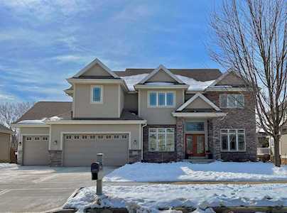 1310 Hanover Ct Waunakee, WI 53597