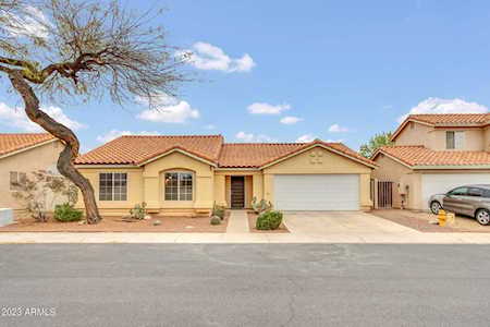 861 N Los Feliz Drive Chandler, AZ 85226