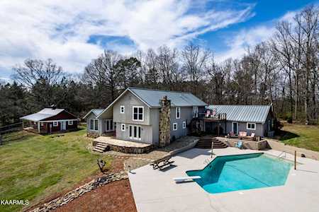 2478 Ellejoy Rd Walland, TN 37886