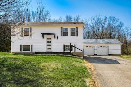 6437 Putnam Drive Circleville, OH 43113