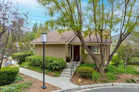 450 Vista Dorado Ln Oak Park, CA 91377