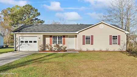 173 Foy Lockamy Road Jacksonville, NC 28540