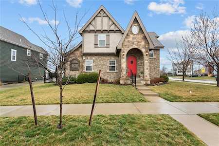 3321 SW Rockbridge Dr Lee's Summit, MO 64081