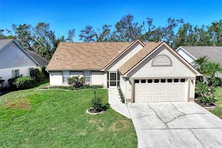 401 Blue Springs Ct #202 Englewood, FL 34223