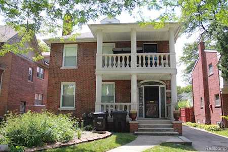 16619 Baylis St Detroit, MI 48221
