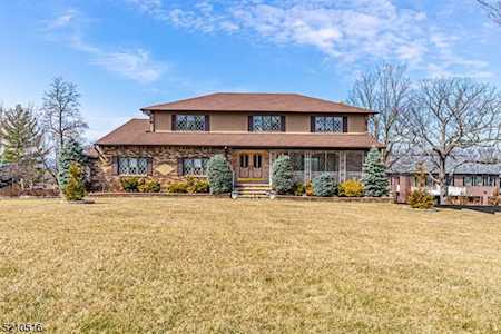 21 Lookout Point Totowa Boro, NJ 07512