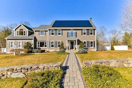 6 Loeffler Lane Medfield, MA 02052