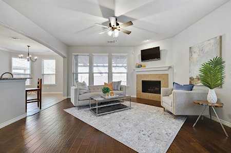 541 Kirby Drive Lantana, TX 76226